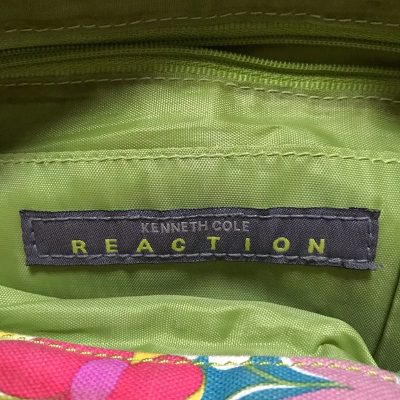 Bags - Picture 7 of 16